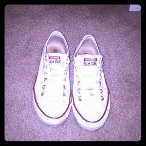 All star women’s converse